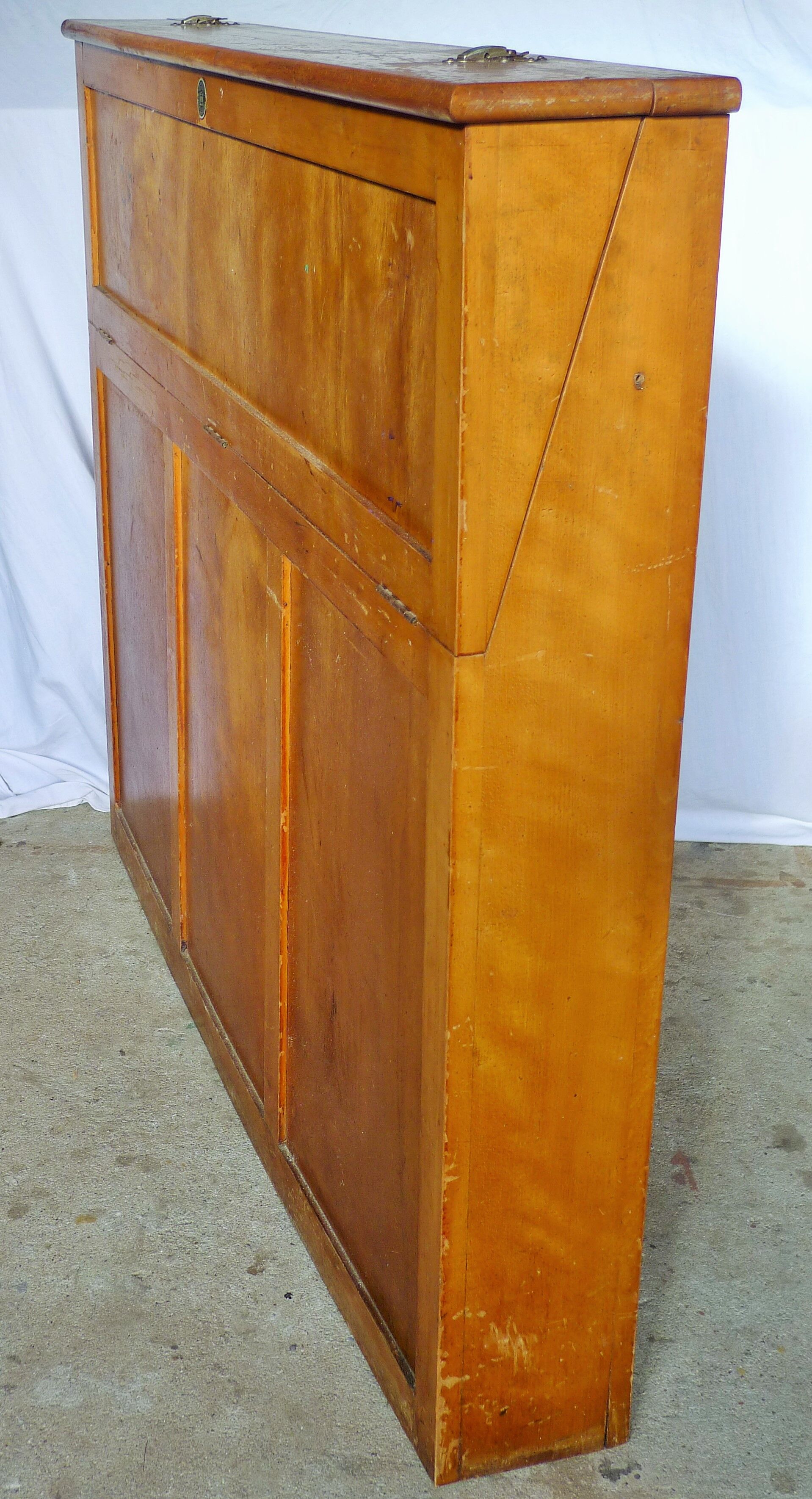 Storage cabinet for school map