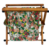 Flower fabric worker