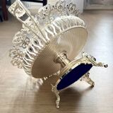 Freestanding Cake Stand