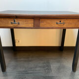 Desk / table