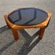 grande table basse brutaliste