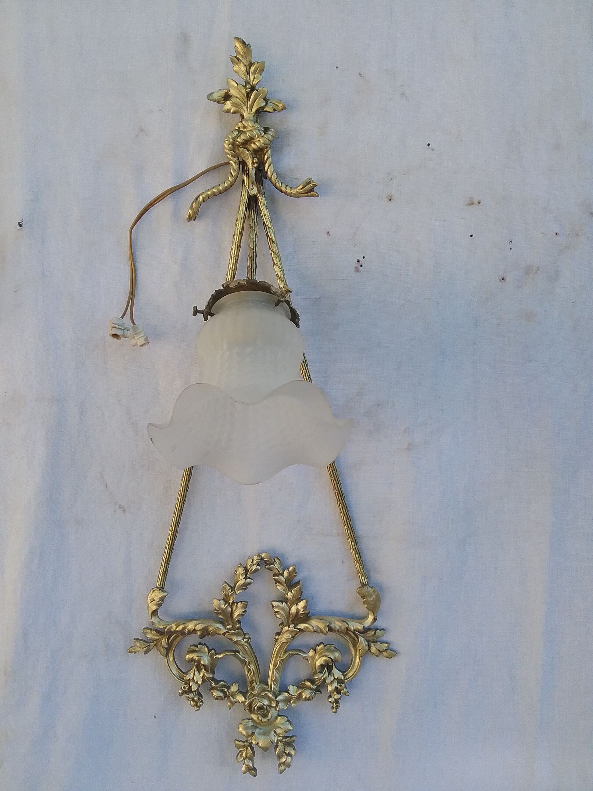 Pair of brass wall light