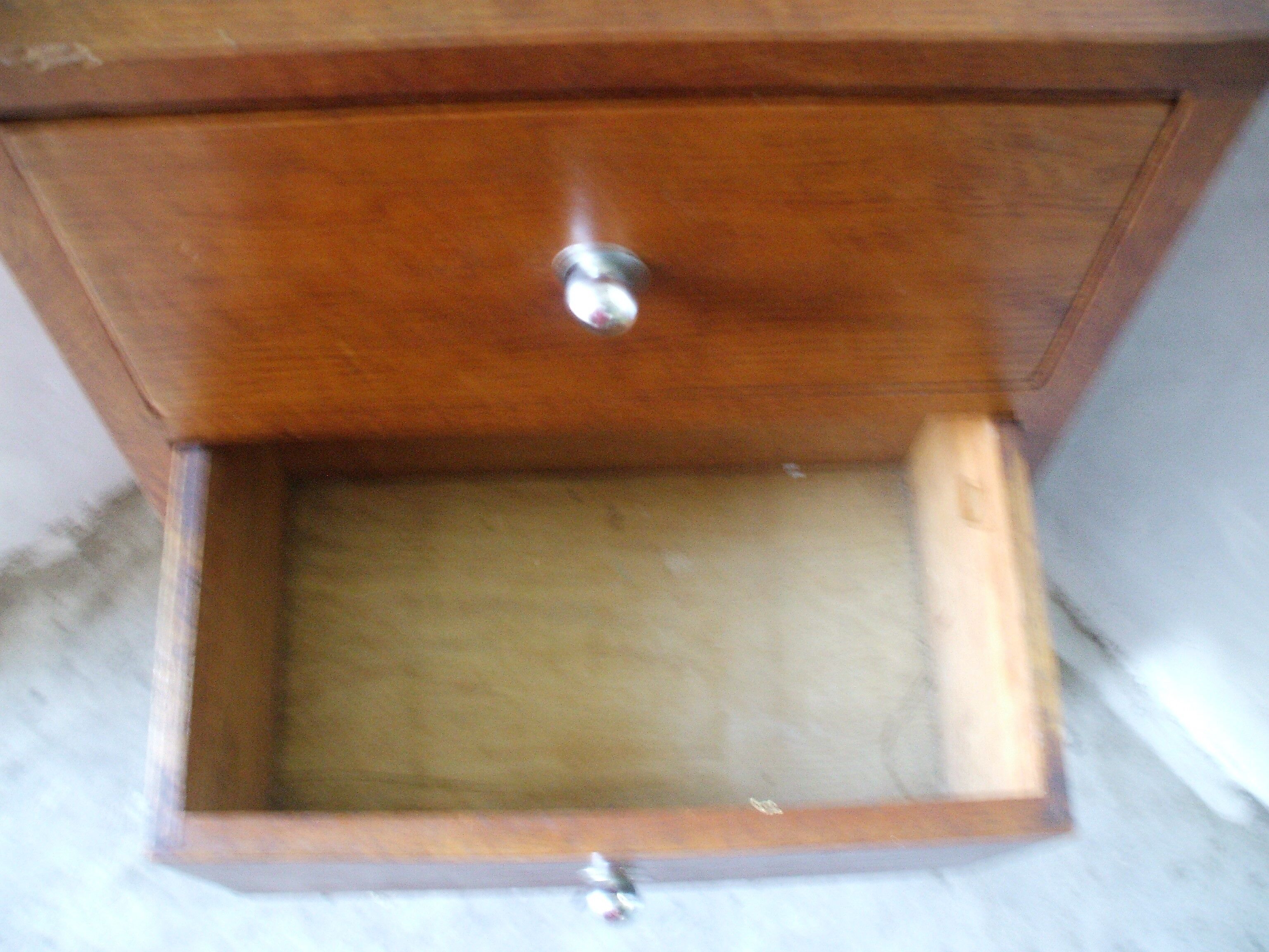 Dresser of the 20/30 years