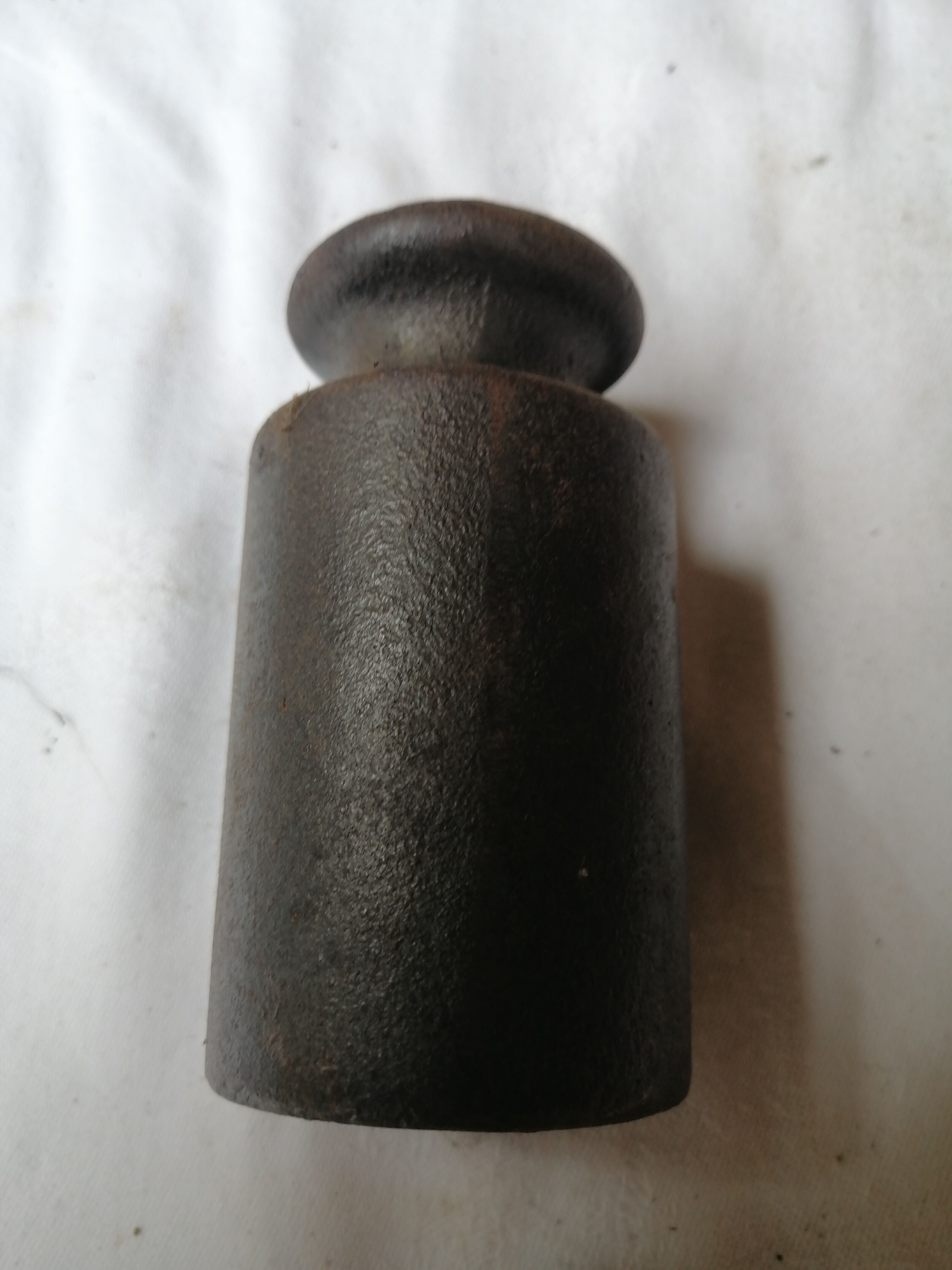 1 bcw cast iron scale weight box