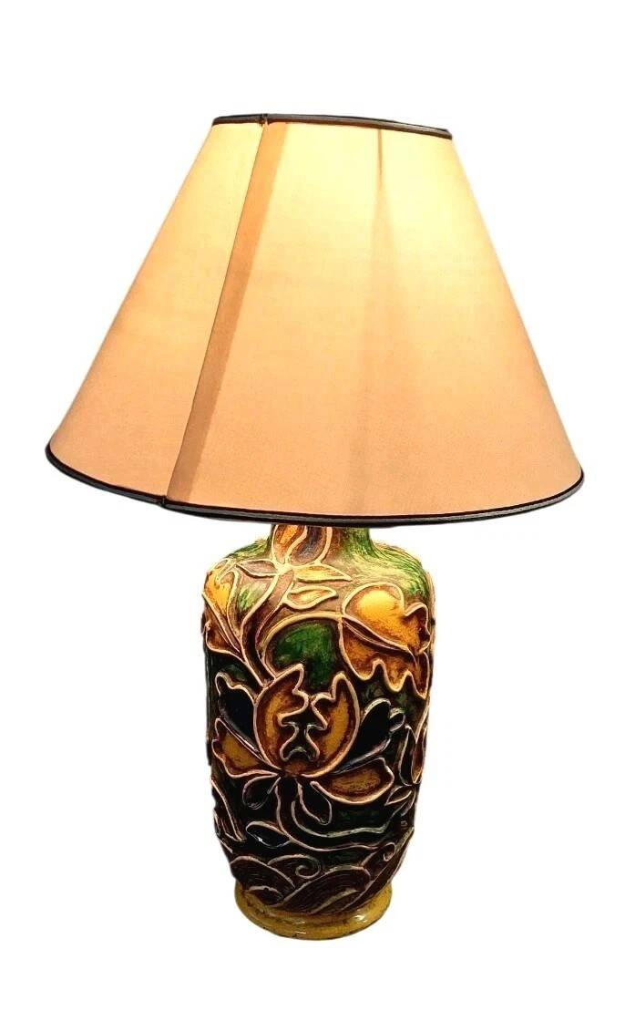 Ceramic lamp base by Ugo Zaccagnini from the 1930s.