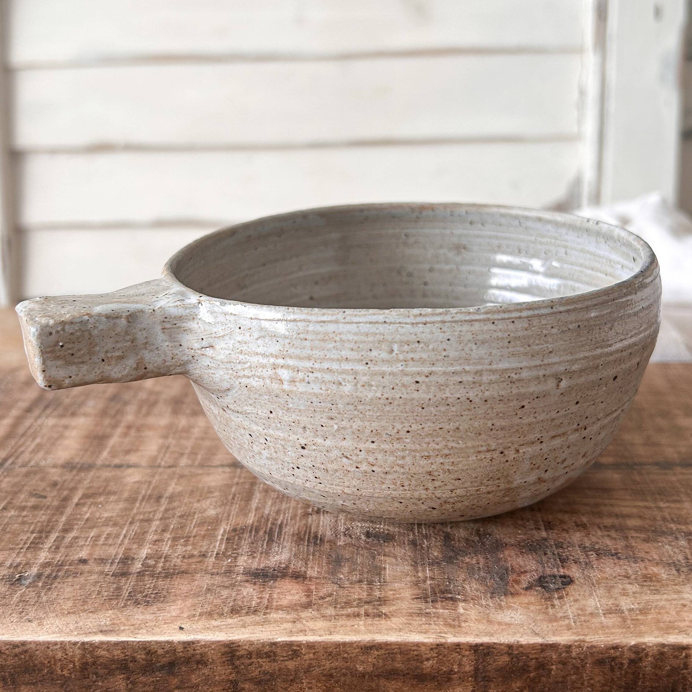 Speckled stoneware bowl