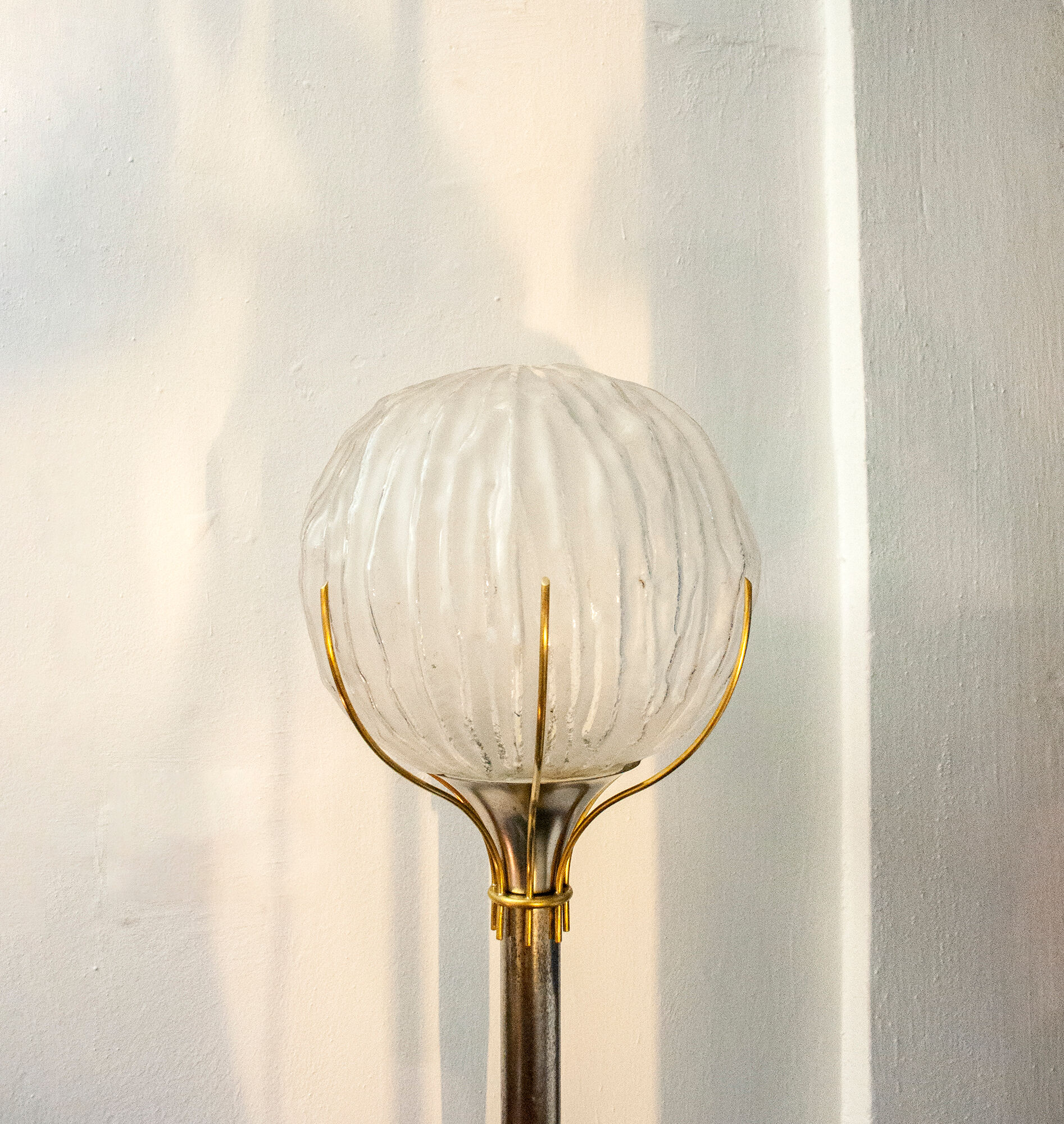 Brass and glass floor lamp by Angelo Brotto for Esperia Italia Anni '60
