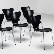 Arne Jacobsen set of eight 3107 Butterfly dining chairs Fritz Hansen Denmark 1967