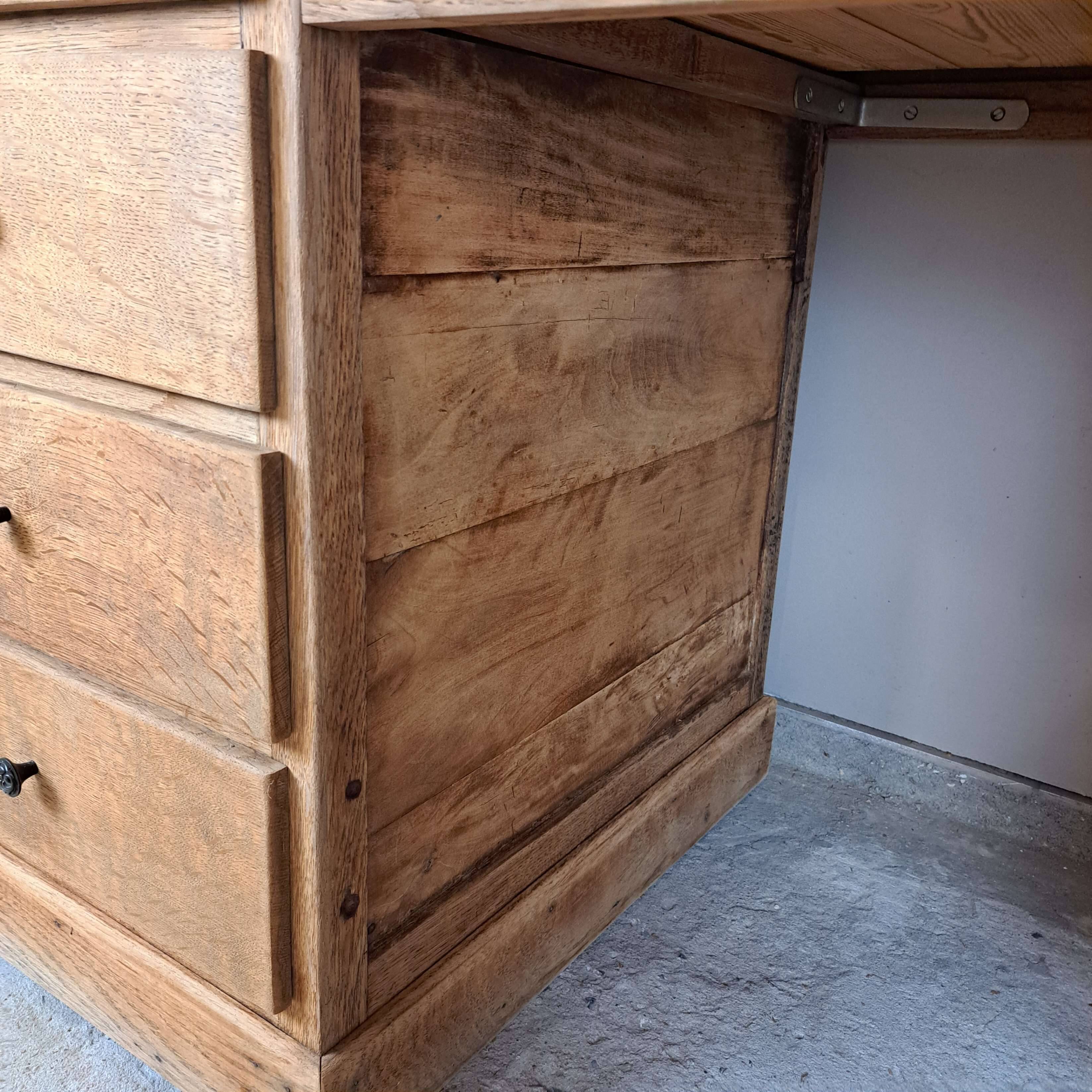 Bureau en chëne