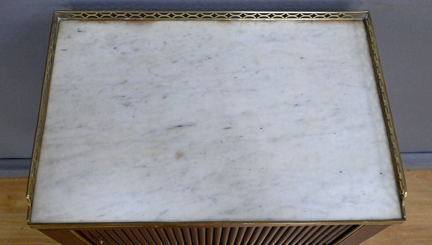 Mahogany curtain coffee table, Louis XVI style – mid-19th century