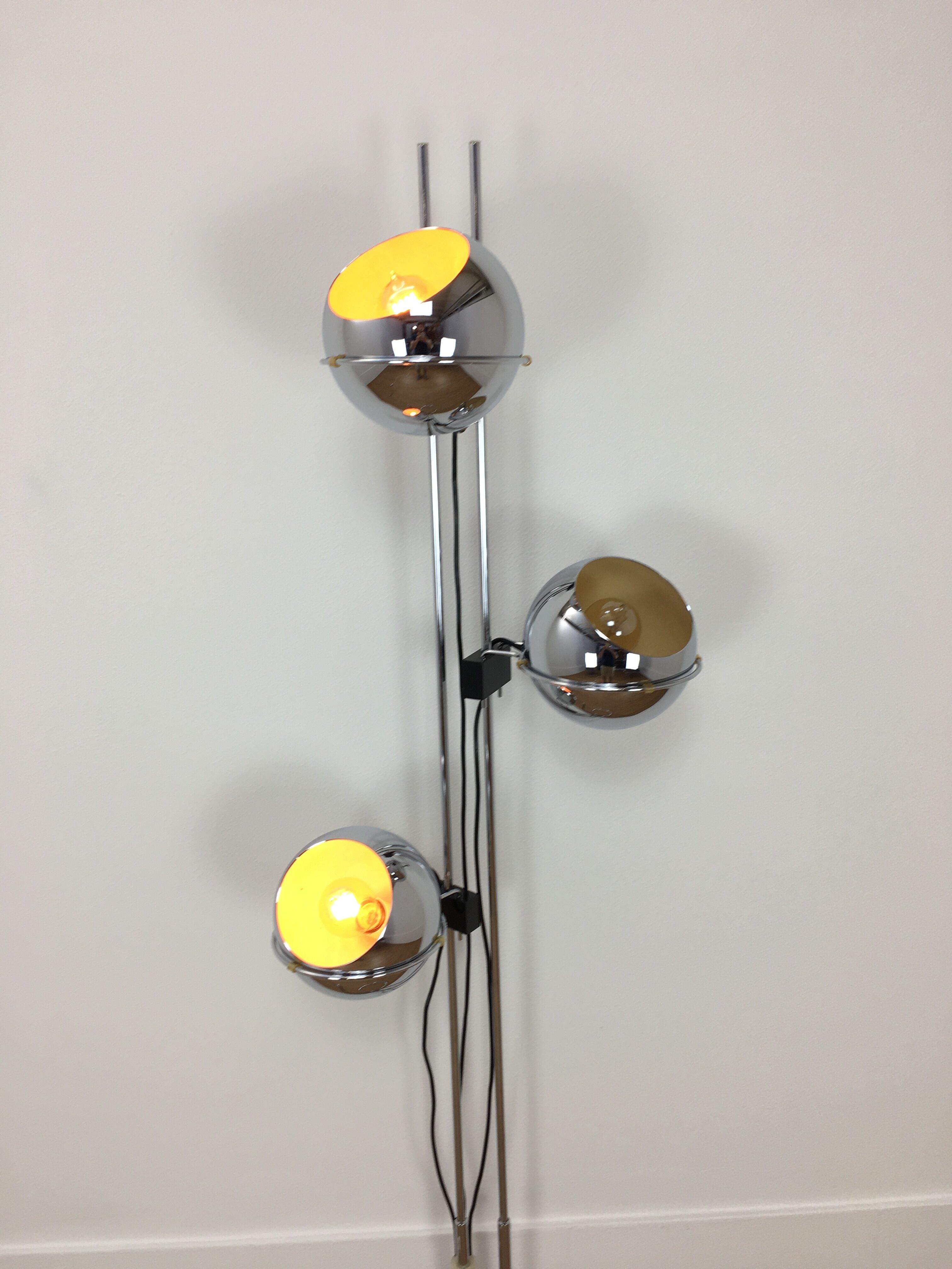 Floor lamp eyeball Gioffredo Reggiani 3 balls chrome 70's space age