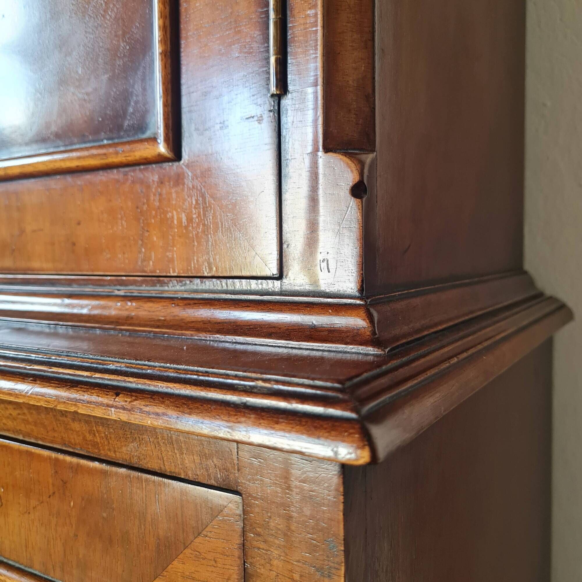 Walnut wardrobe 1930 - English storage furniture