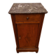 Chevet ancien en bois avec dessus en marbre noir