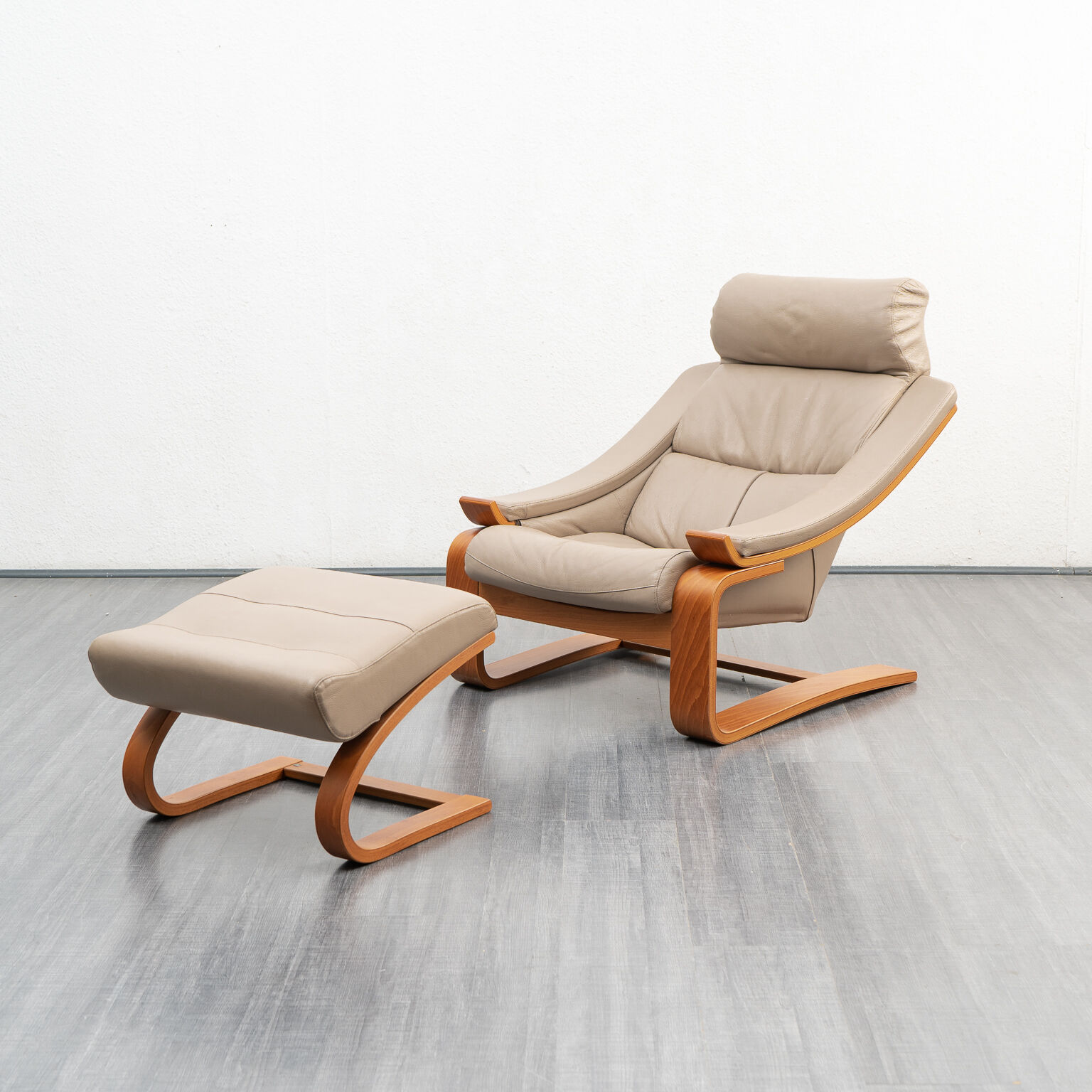 Lounge armchair with footrest, Scandinavian design, Kroken model, leather