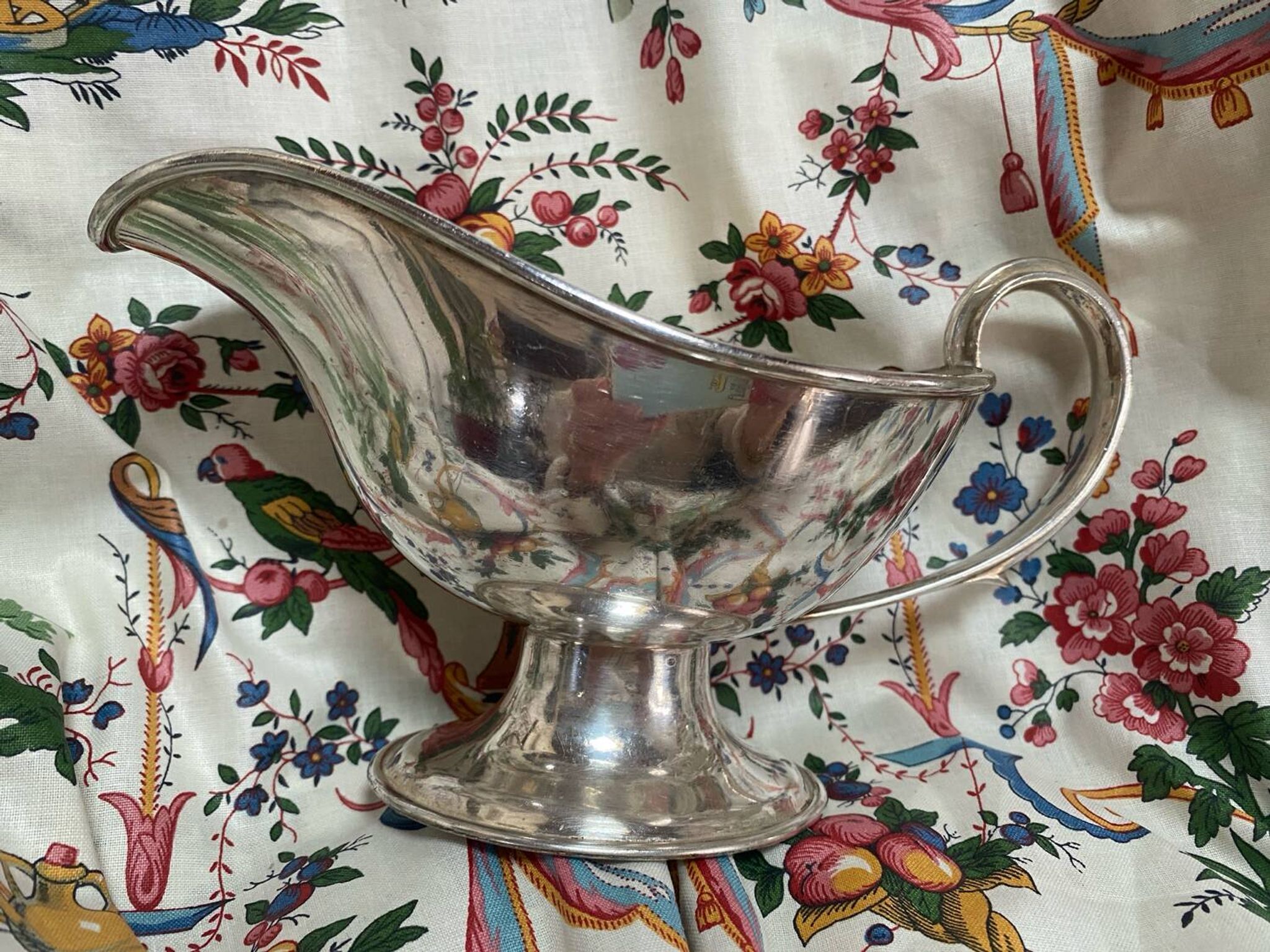 Saucière en métal argenté ancienne estampillée Birks