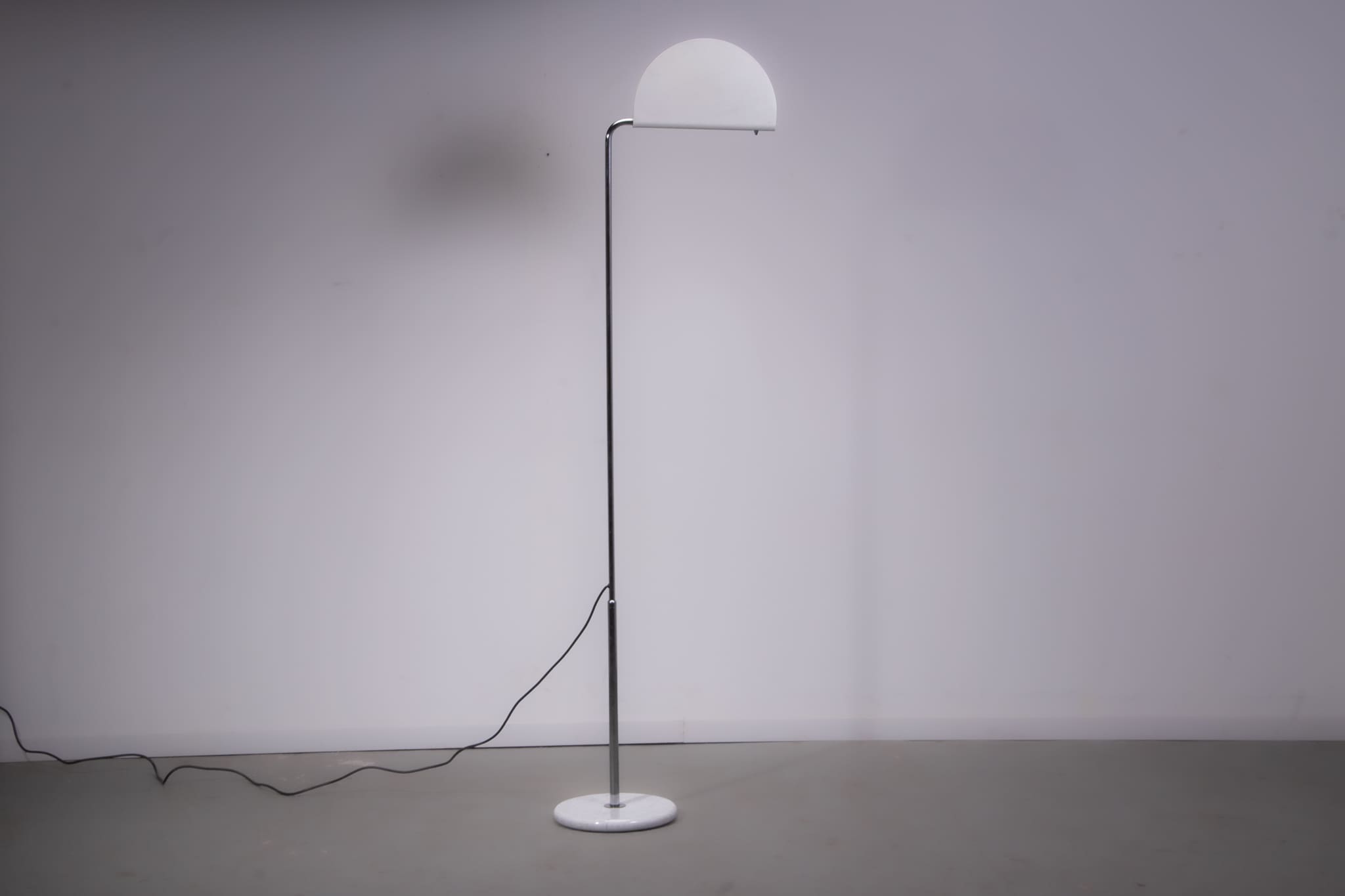 Mezzaluna floor lamp by Bruno Gecchelin for Skipper