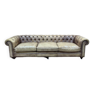 Large 5-seater leather Chesterfield sofa