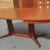Baumann vintage Scandinavian style oval table with extension