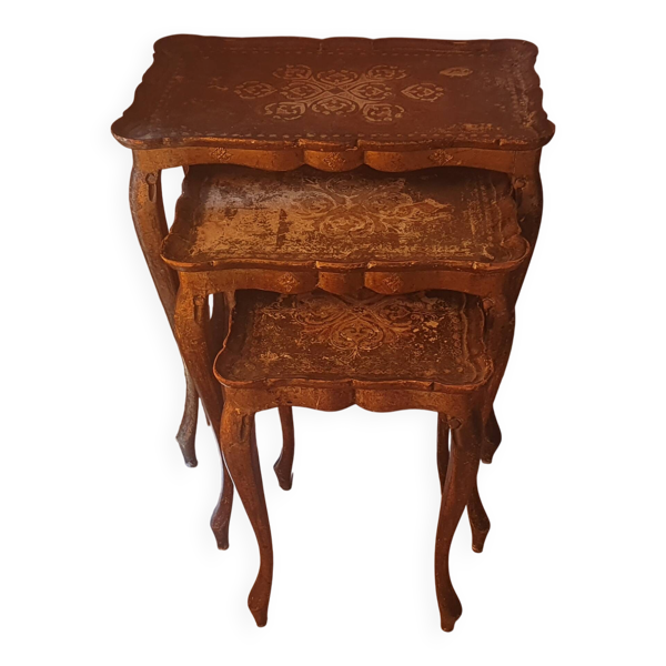 Lot de 3 tables gigognes en bois vintage