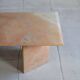 Table basse en marbre rose, 1970