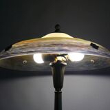 Lampe de table Muller Frères, France, avec pied en laiton et abat-jour en pâte de verre, style Art déco vers 1930