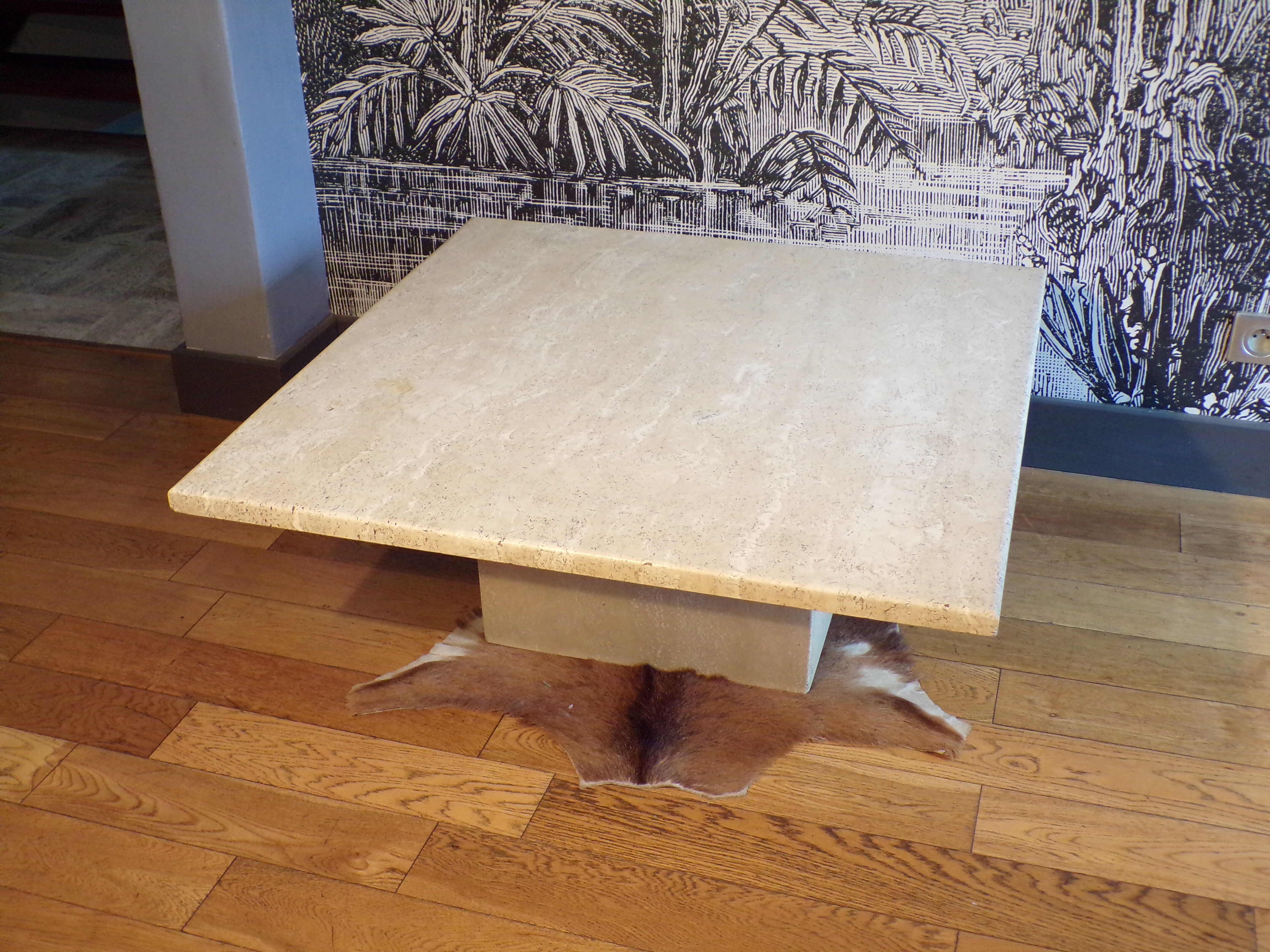 Low table in travertine