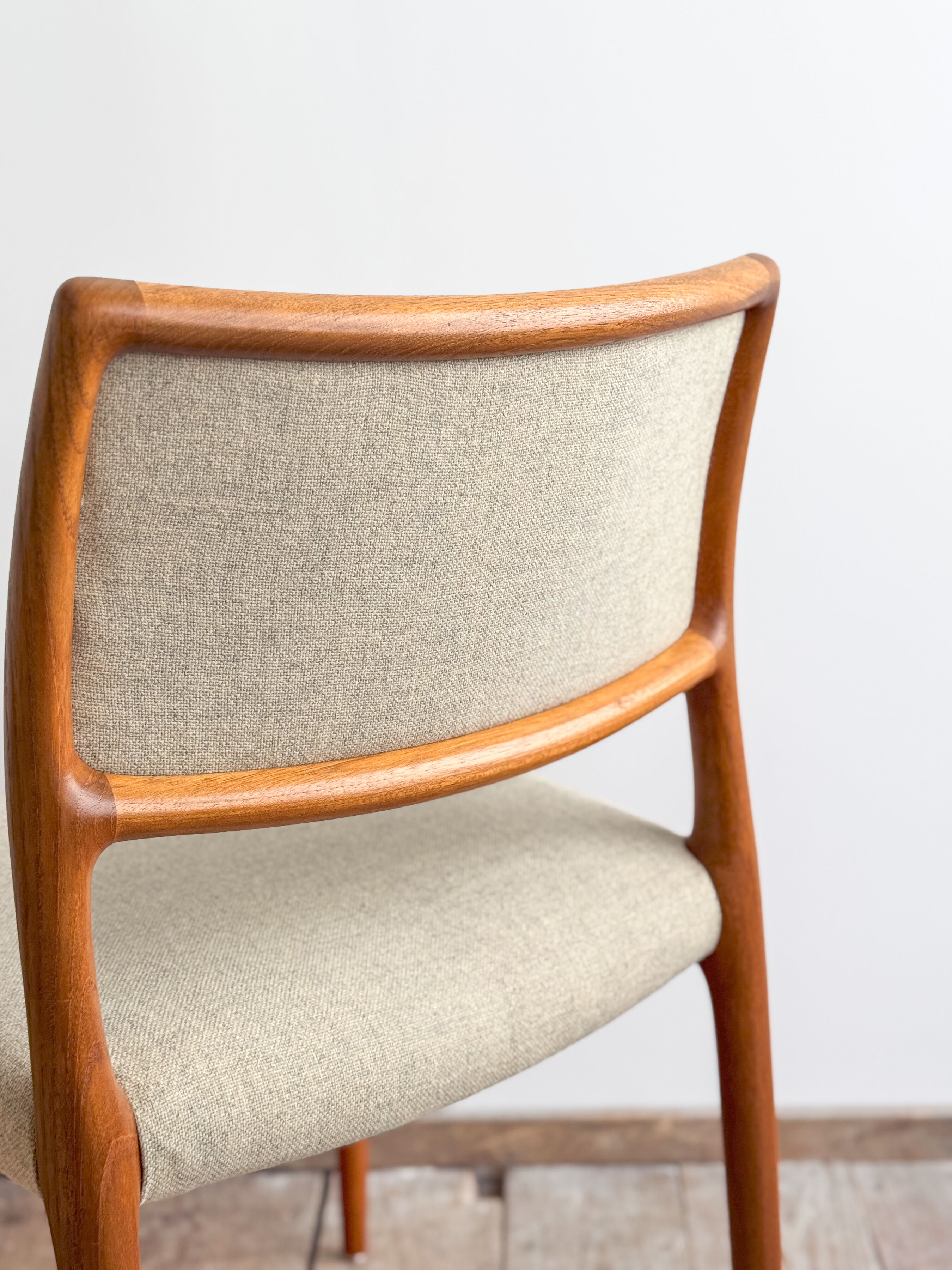 Chaise de salle à manger modèle 80 par Niels O. Møller en teck