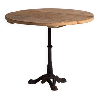 Antique round garden table (c.1920)