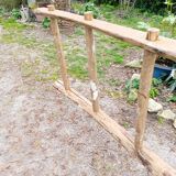 Old wood scale 3.2 m