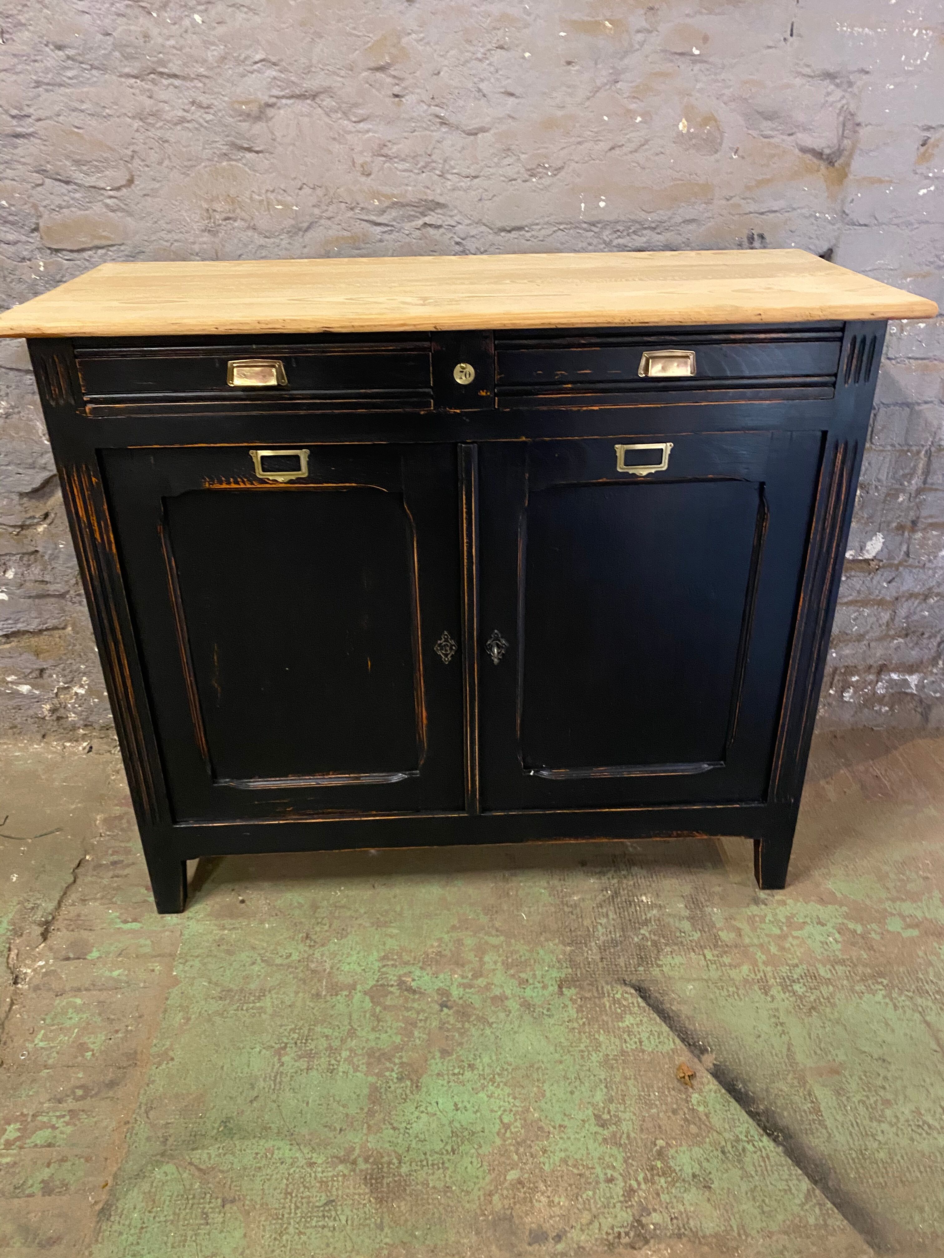 Former parisian black patina side board