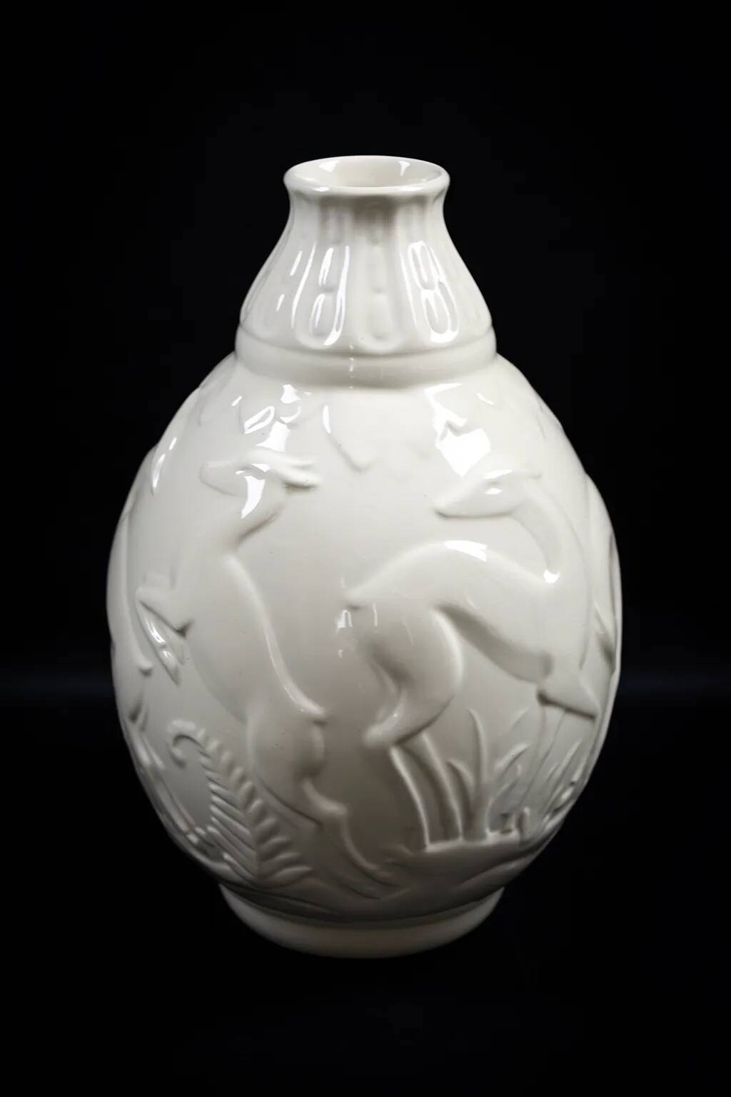Art Deco vase with 6 deer in earthenware – C. Catteau Boch Frères La Louvière