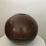 Two-tone sphere vase