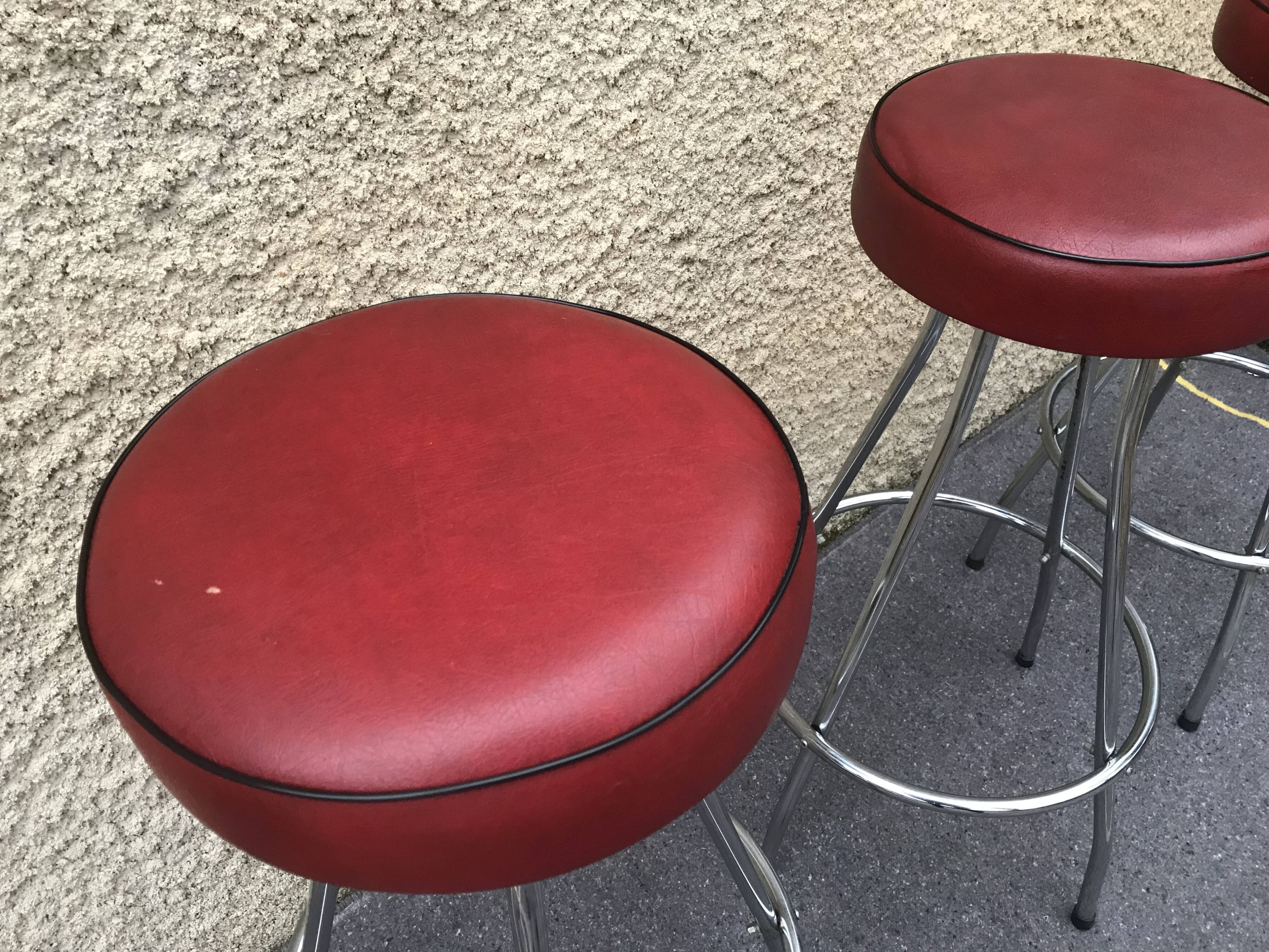Set of 3 vintage bar stools 1960-1980
