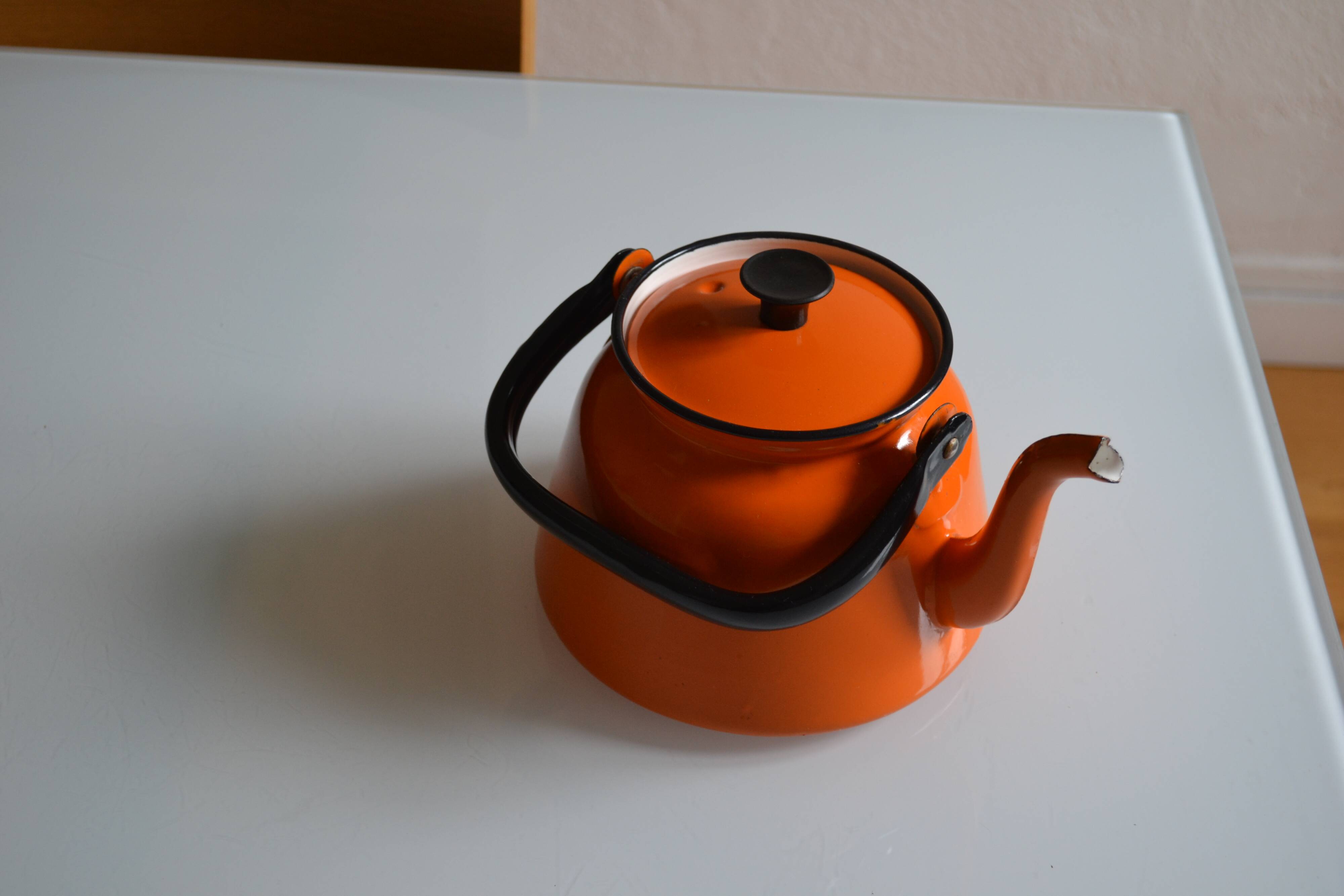 Vintage kettle orange enameled steel 1.5 liter