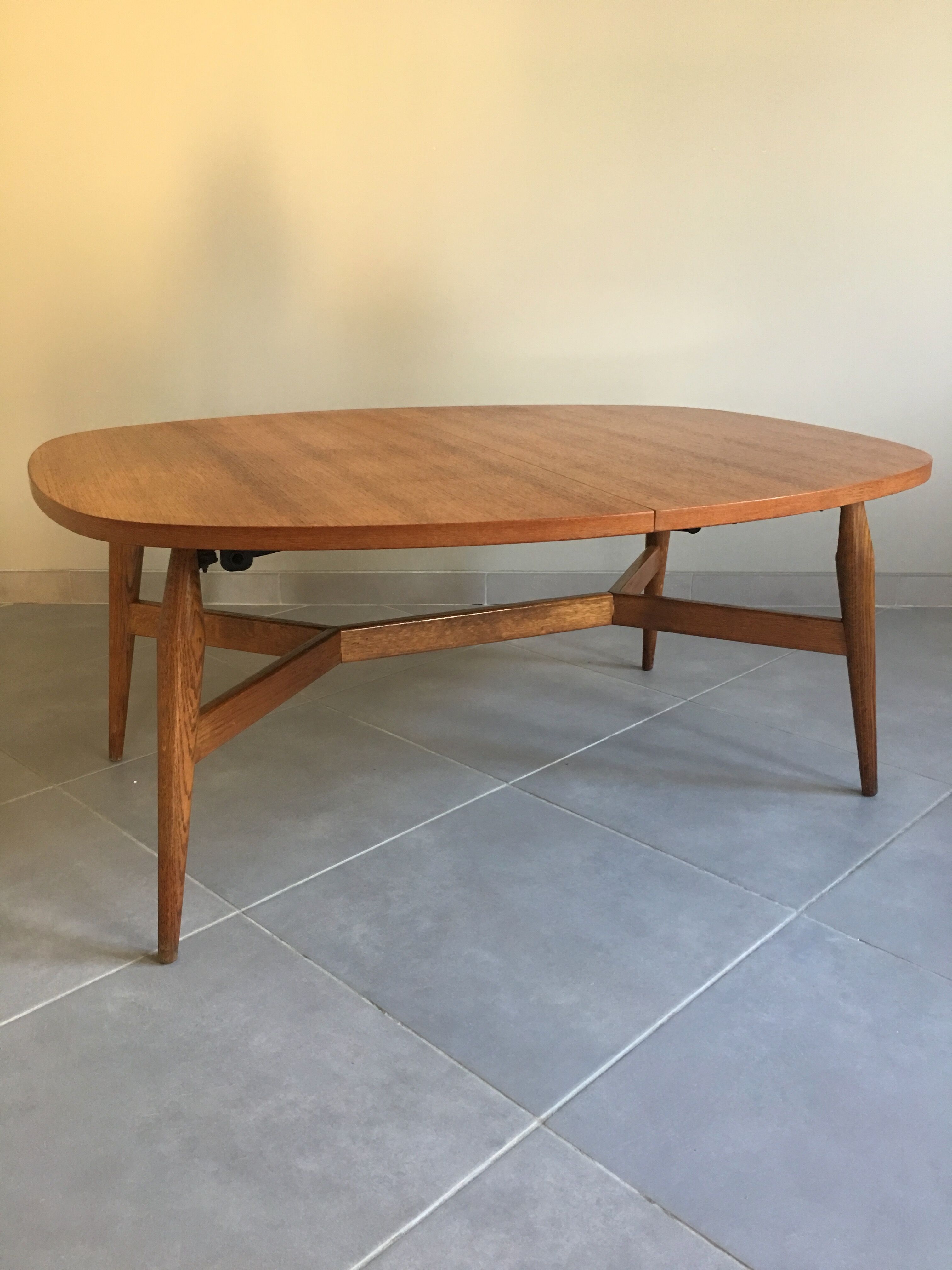 Lift coffee table Smørrebrød