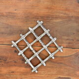 Stretchy braided underside