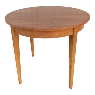 Vintage table with integrated extension