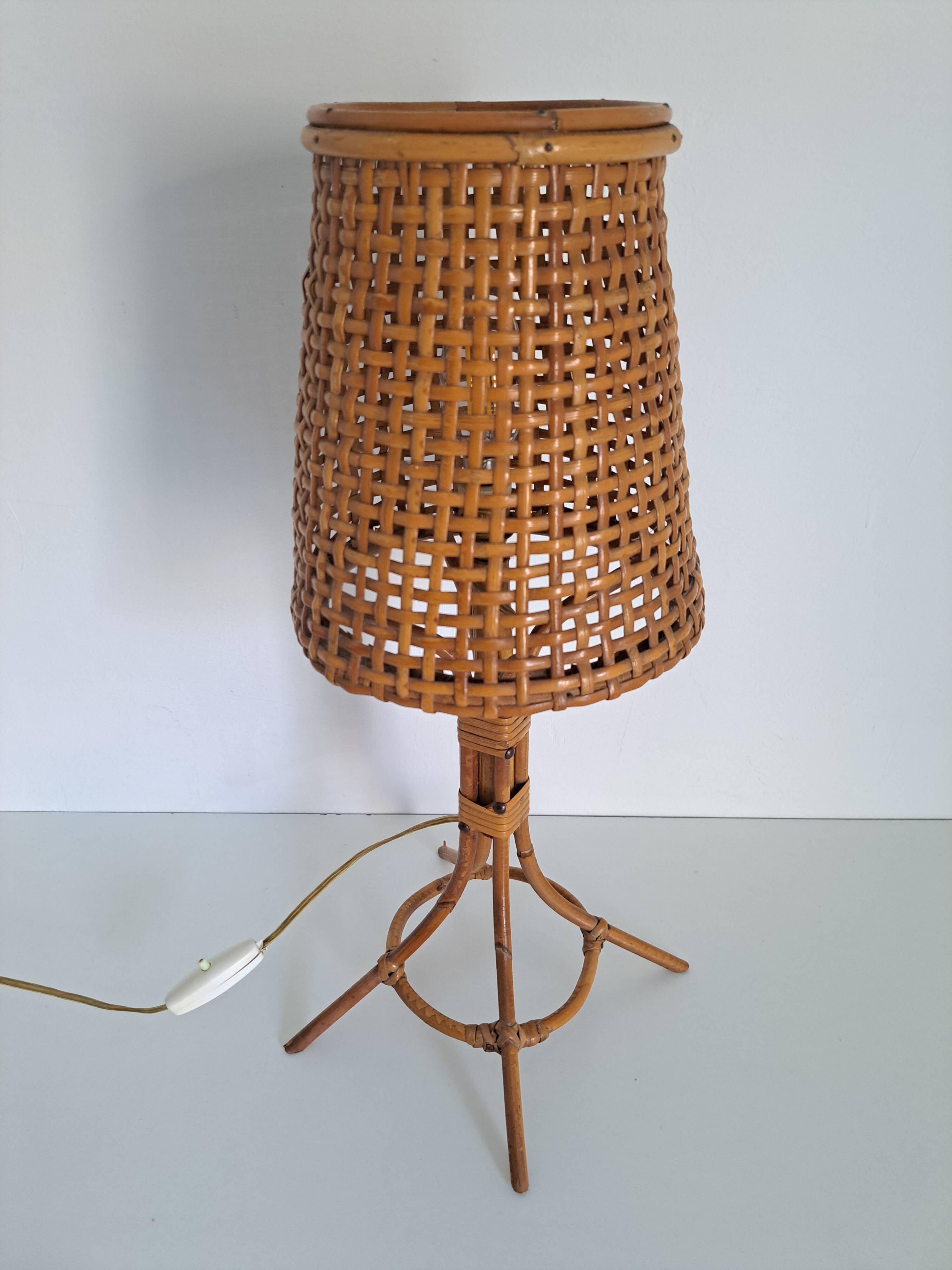 Vintage bamboo bedside lamp