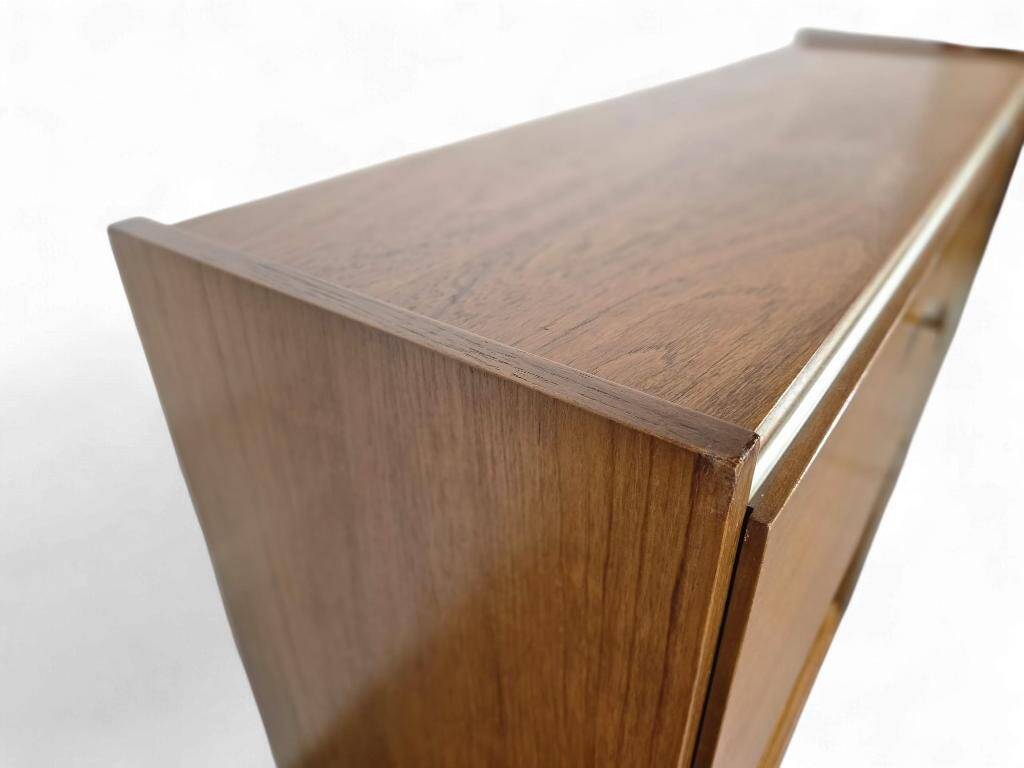Vitrine/buffet/meuble bar vintage en bois