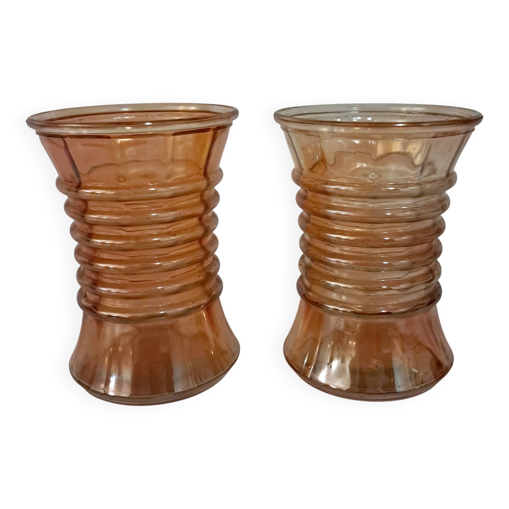 Pair of vases in iridescent orange glass. 1950s