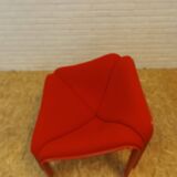 Artifort F300 armchair
