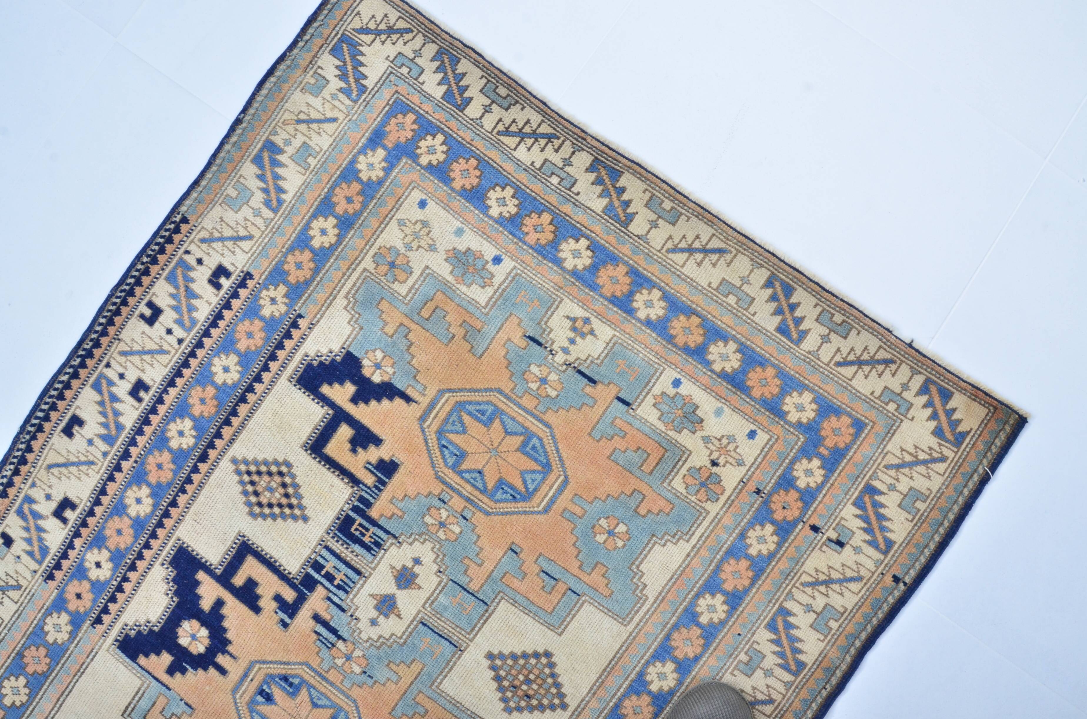 Geometric  Vintage Wool Carpet sku 3240