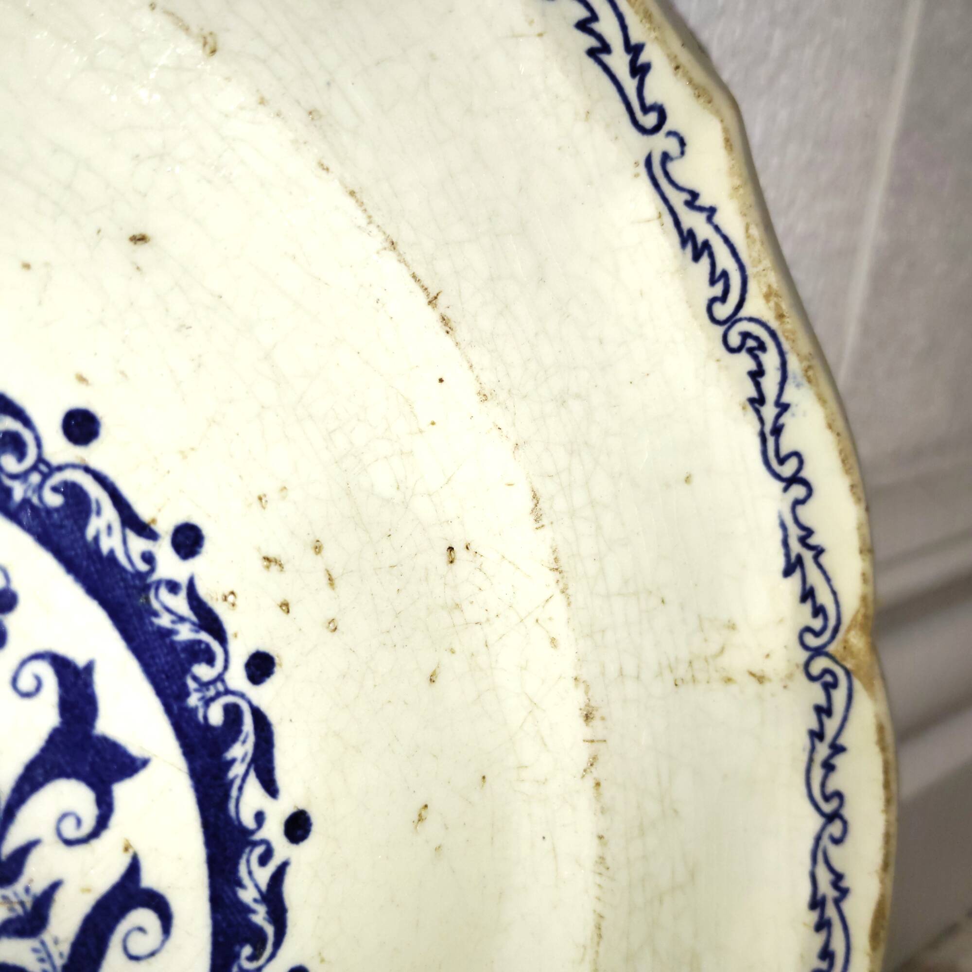 Flat plate in Gien earthenware - Rouen Art Deco motif - 1932
