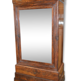 Hosier Walnut louis philippe style