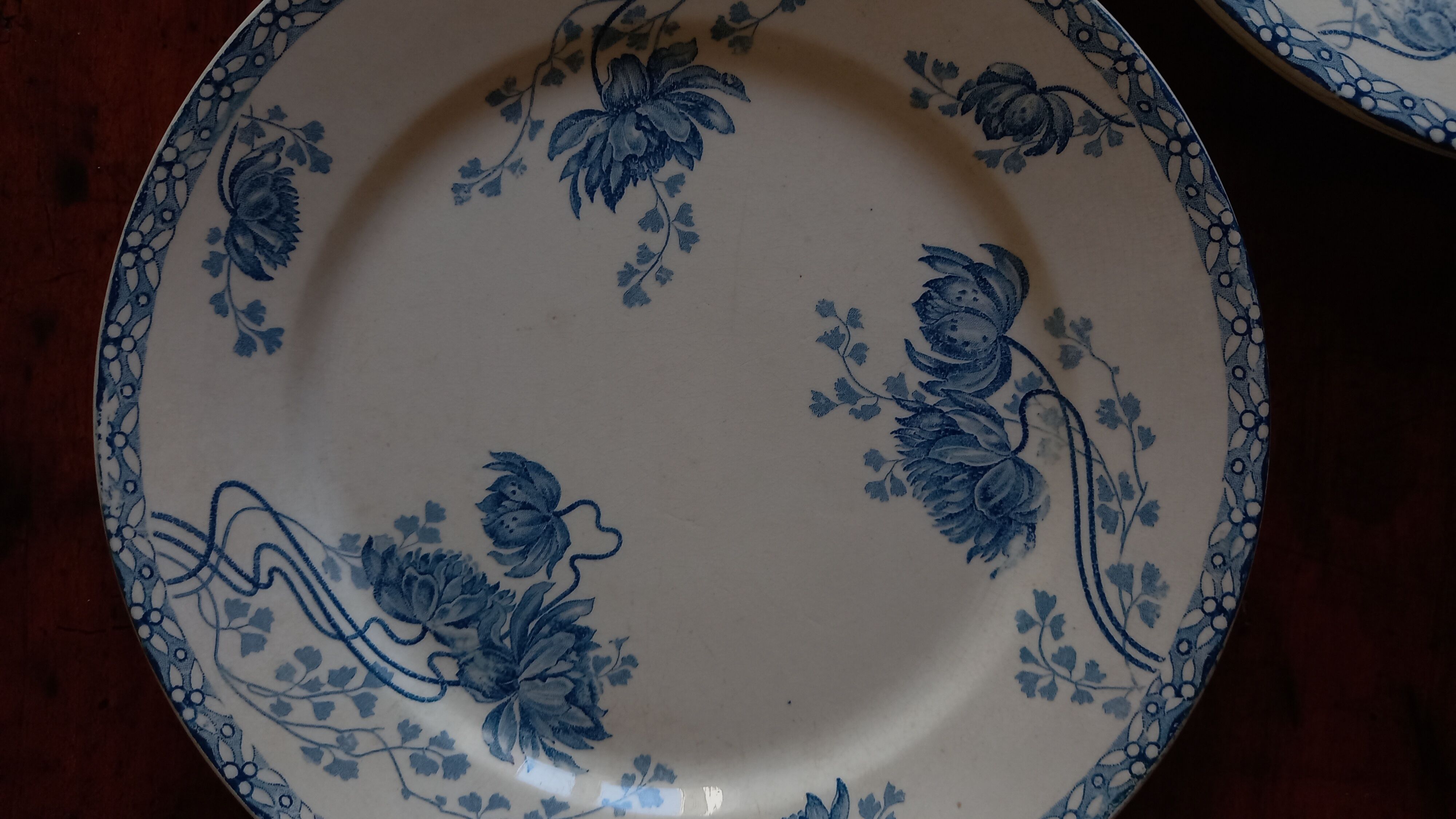 6 flat plates Sarreguemines Utzschneider & Cie model Royat