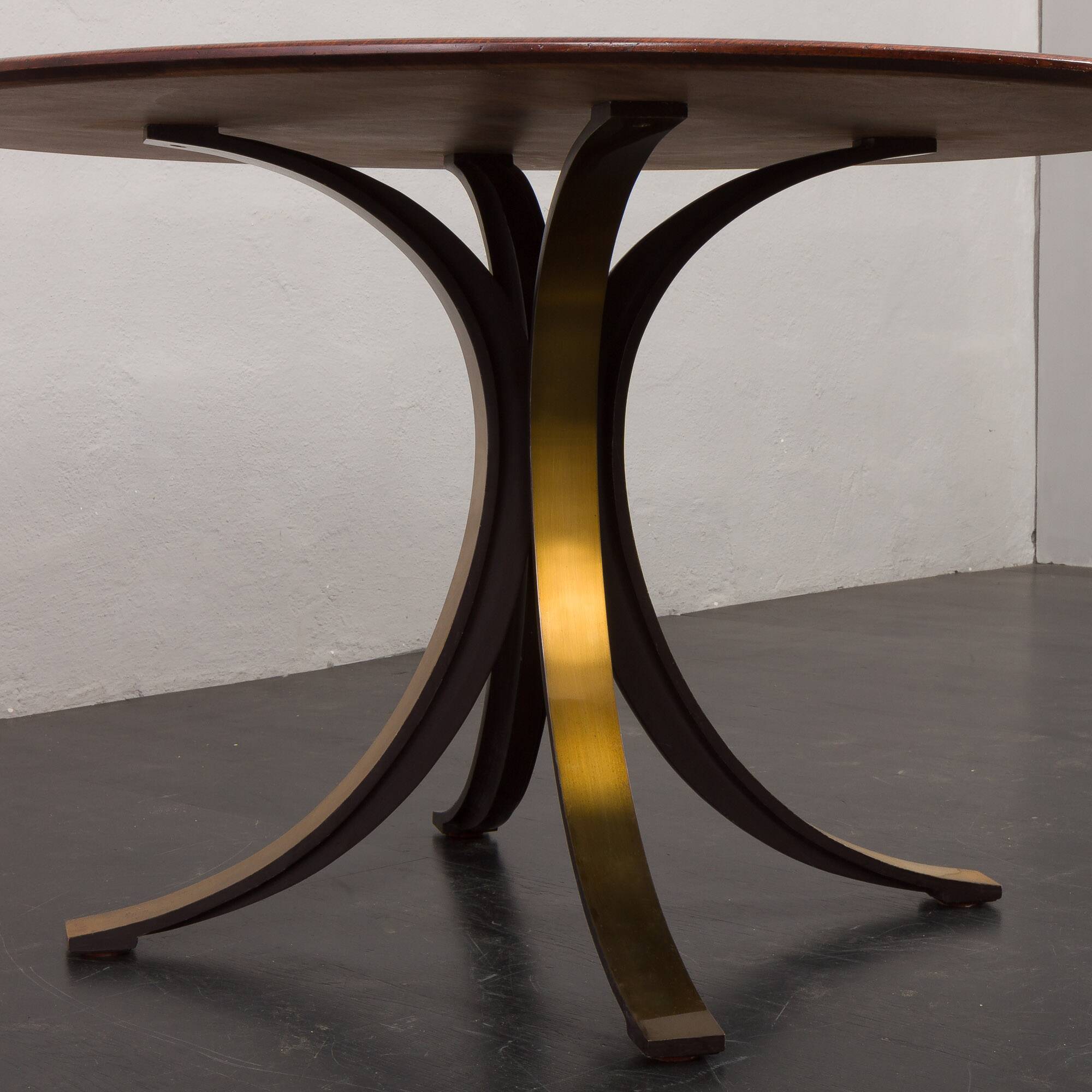 Vintage T69 dining table by Osvaldo Borsani for Tecno, Italy 1960
