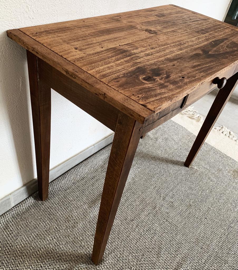 Farm table
