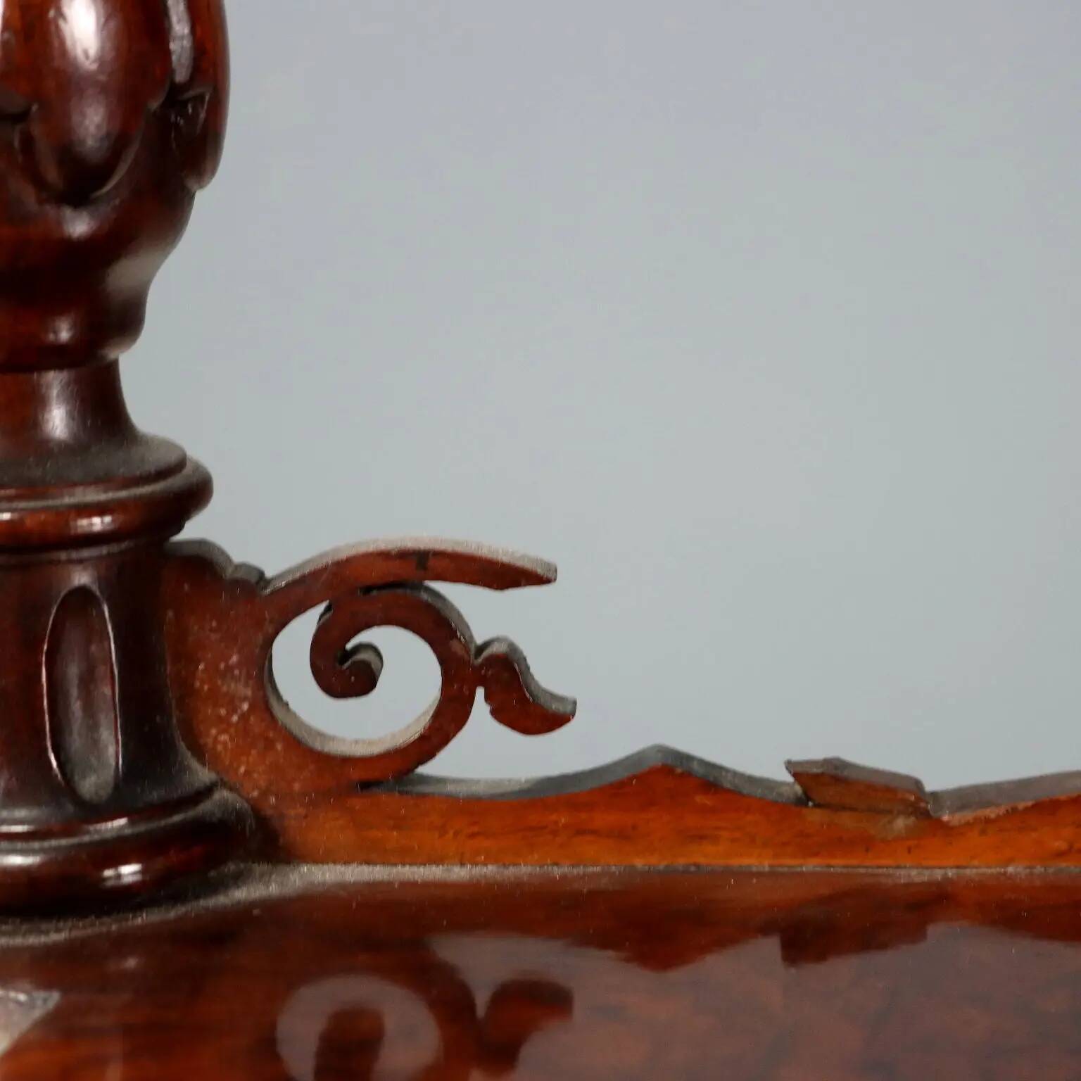 Antique Louis-Philippe walnut shelf, Italy, 19th century