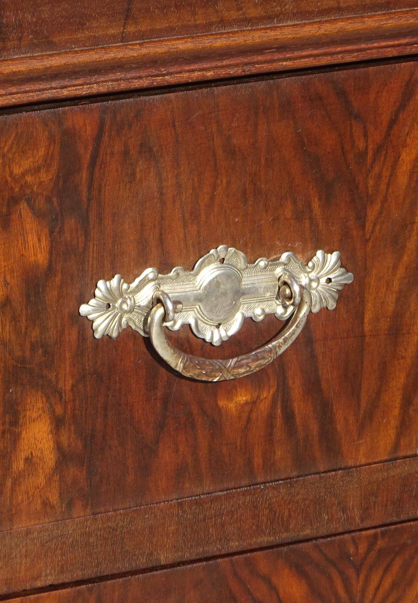 Walnut chest of drawers, black marble top