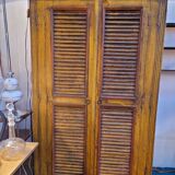 Indian wardrobe Rajasthan yellow, with clerestory